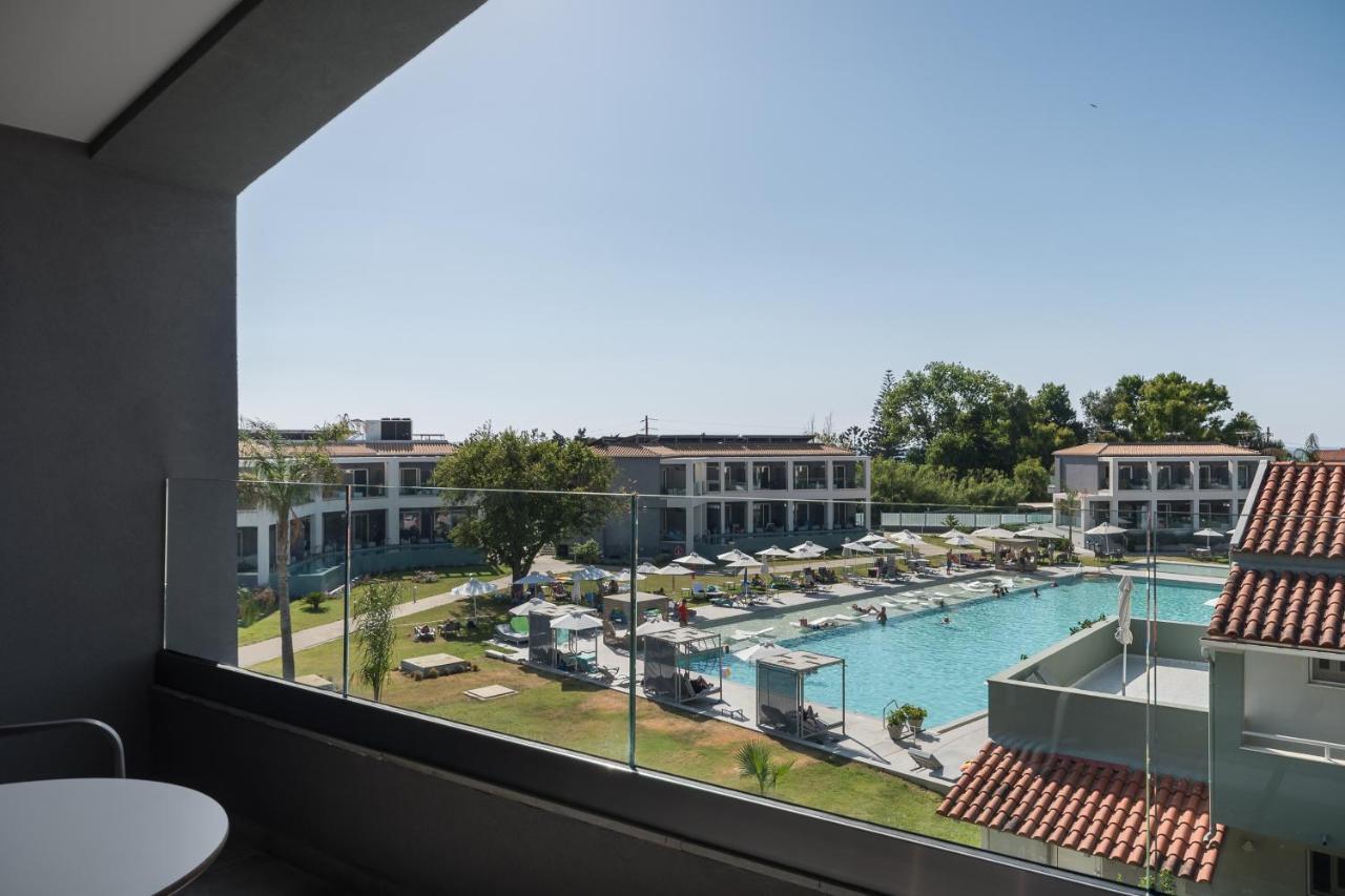 Acharavi Beach Hotel Esterno foto