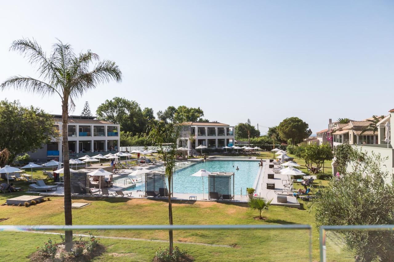 Acharavi Beach Hotel Esterno foto